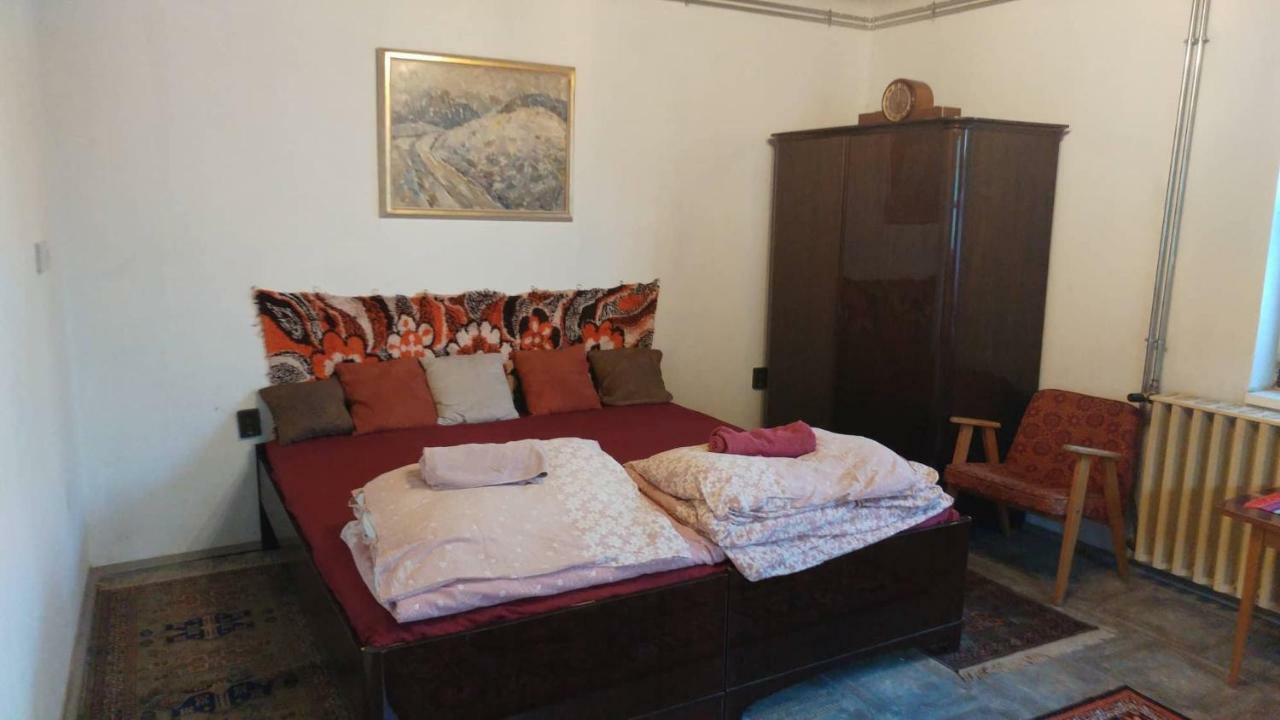 Oncsa Vendeghaz Ξενοδοχείο Gyöngyös Εξωτερικό φωτογραφία